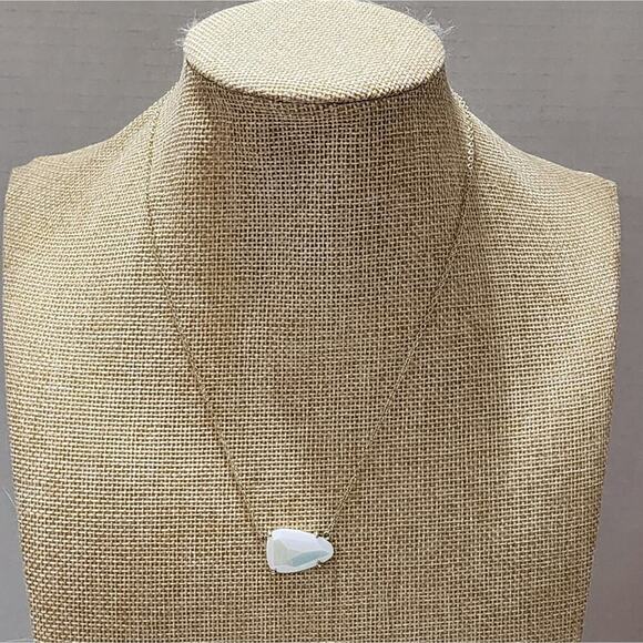 Kendra Scott White Iridescent Isla Pendant Necklace Rare HTF gold tone - Picture 8 of 11